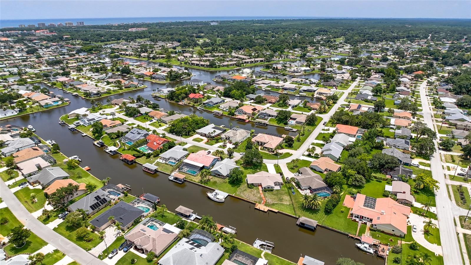 Image 46 of 66 For 15 Fleming Court