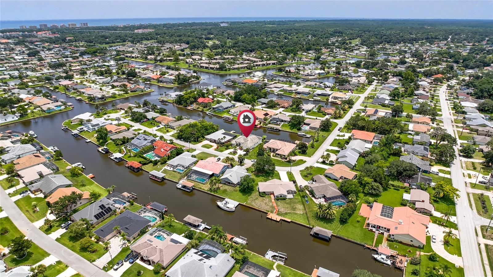 Image 47 of 66 For 15 Fleming Court