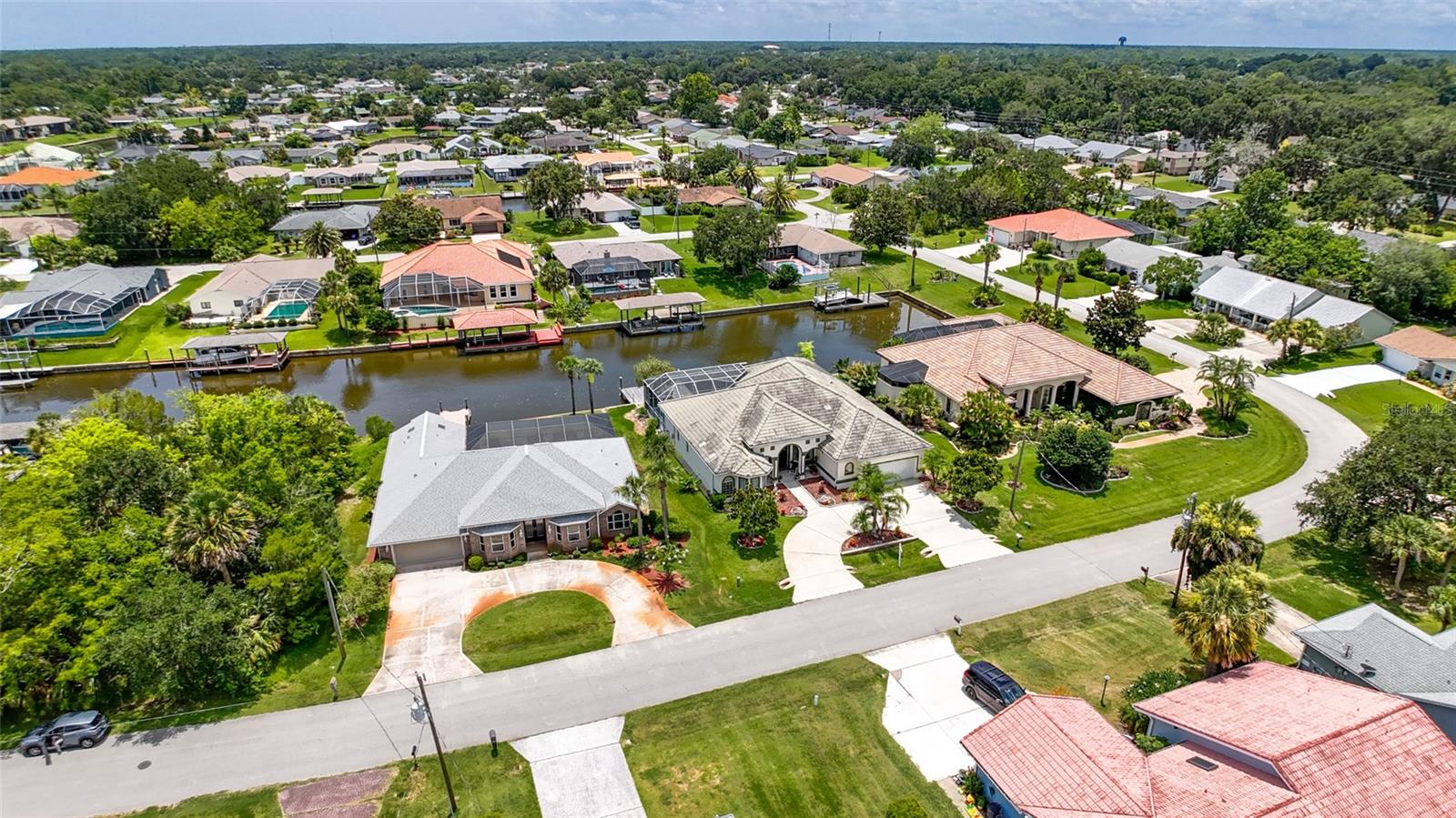 Image 48 of 66 For 15 Fleming Court