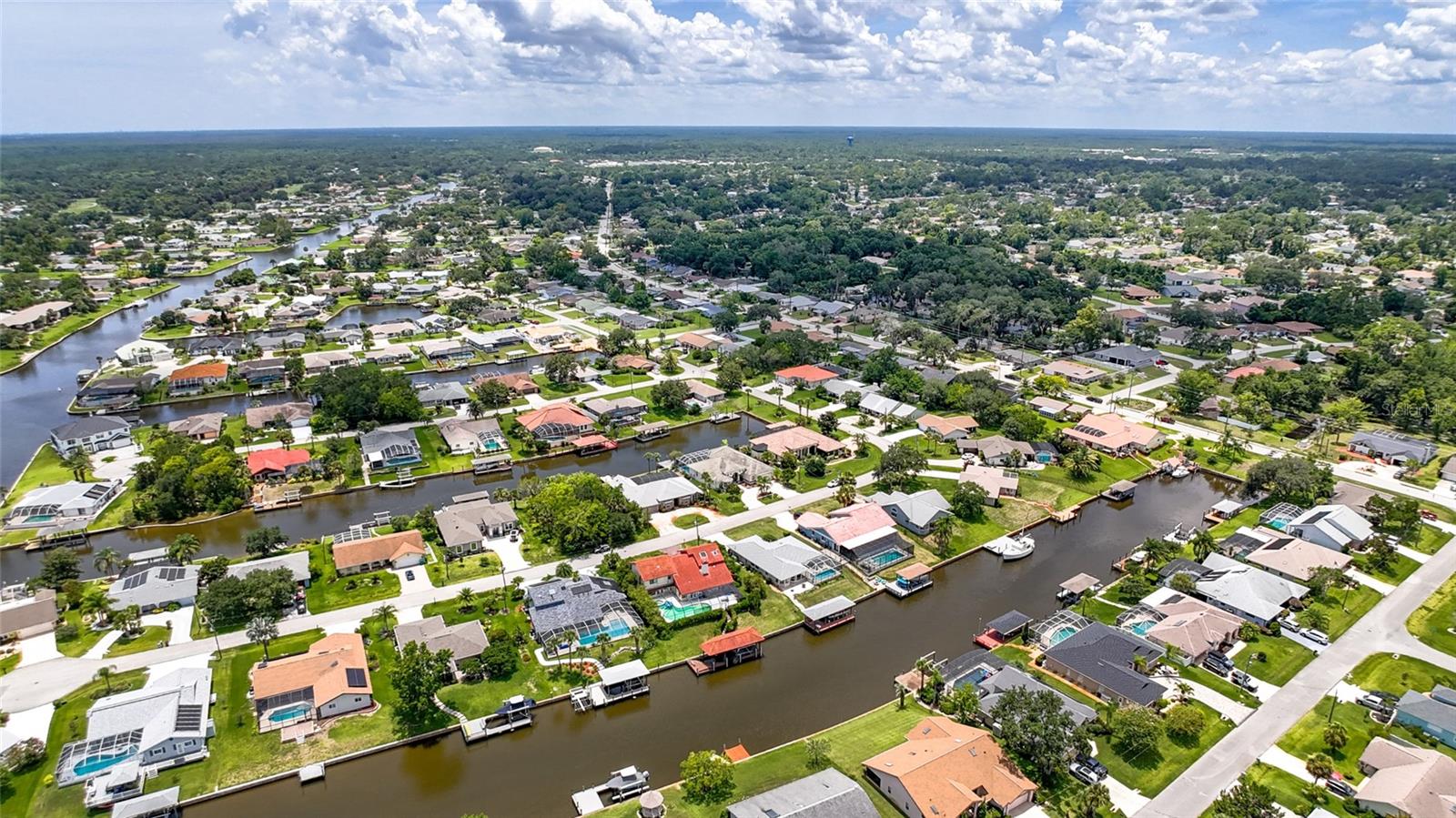 Image 52 of 66 For 15 Fleming Court