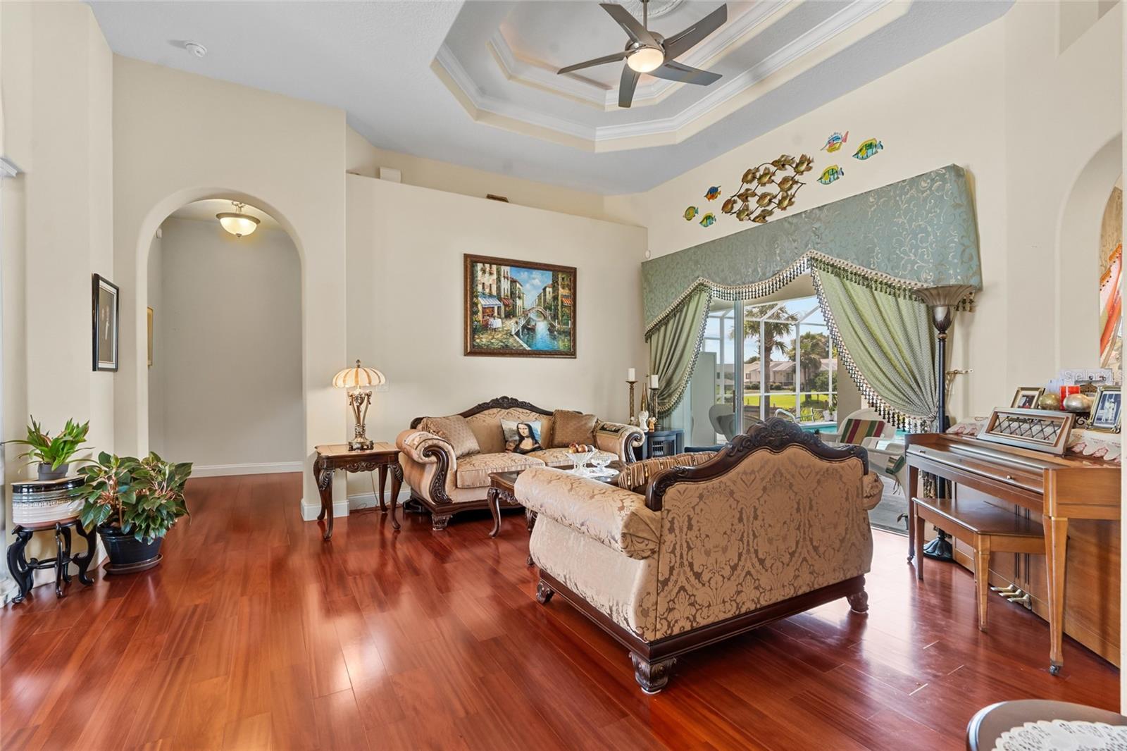 Image 9 of 66 For 15 Fleming Court