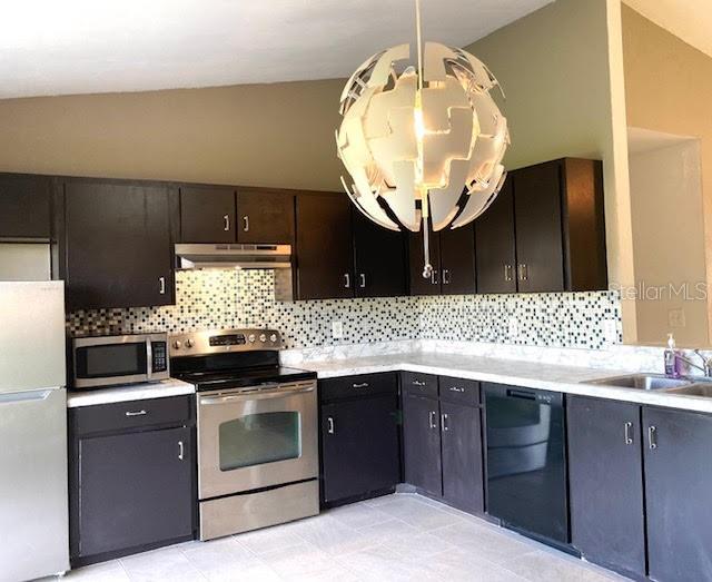 Image 2 of 10 For 9 Llovera Place