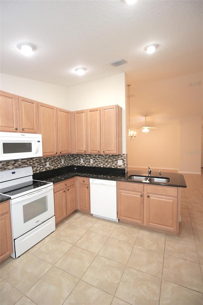 Image 11 of 24 For 32 Regency Drive