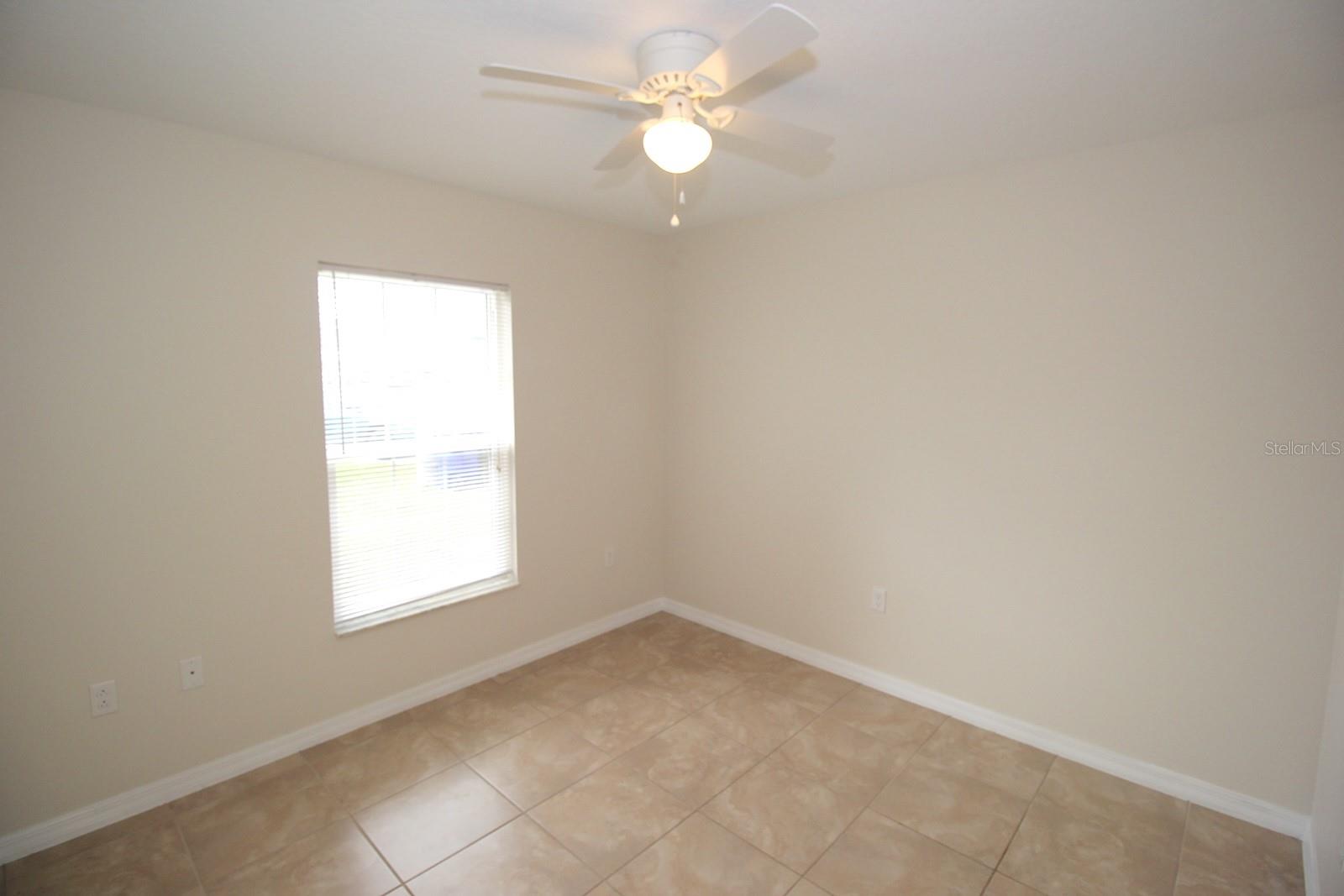 Image 20 of 24 For 32 Regency Drive