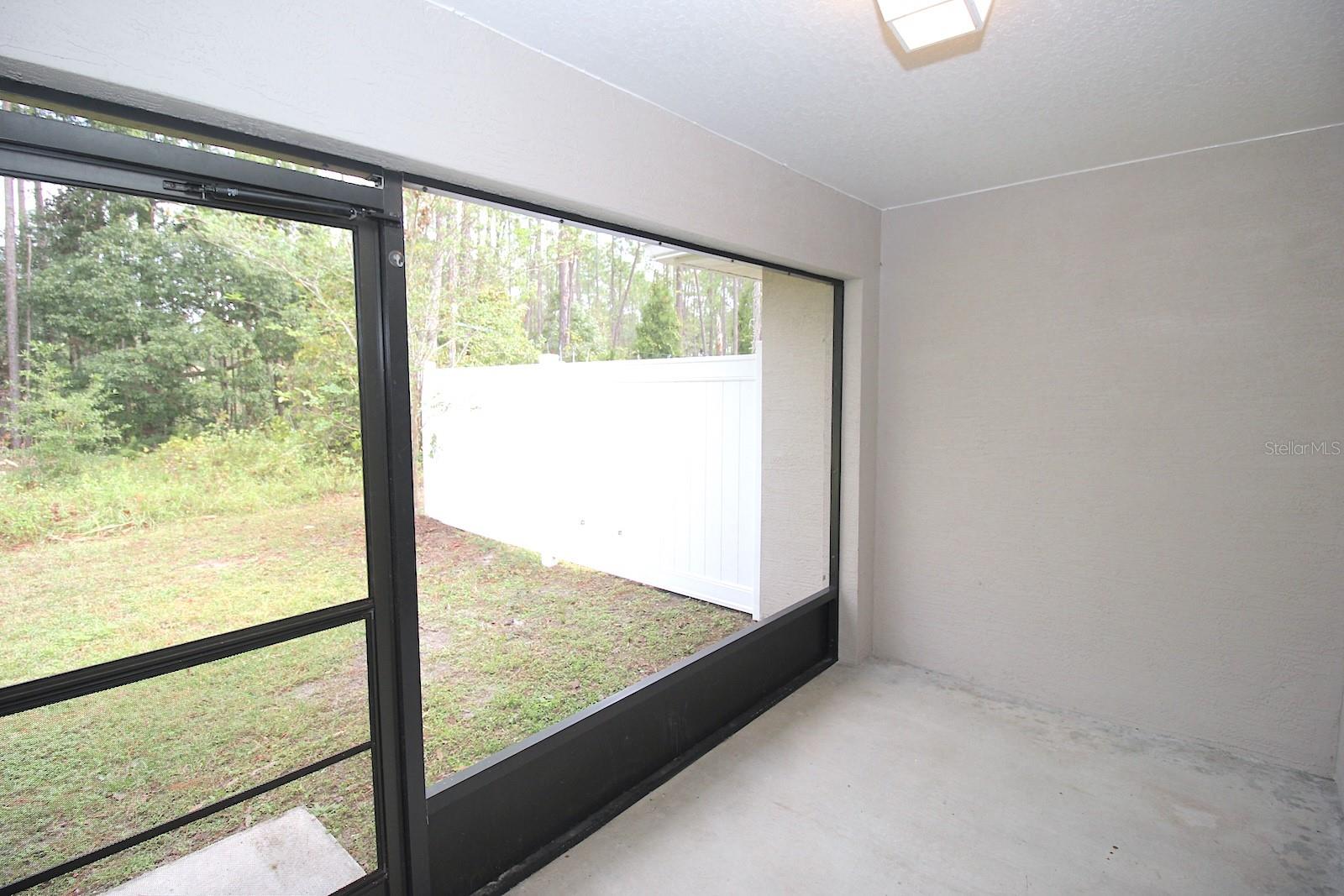 Image 22 of 24 For 32 Regency Drive
