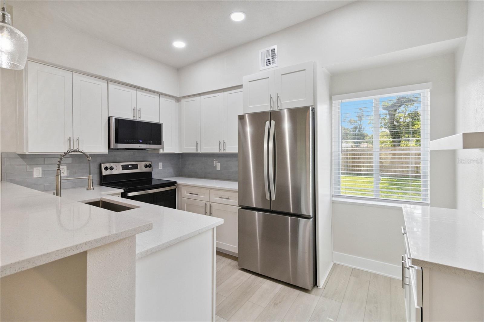 Image 11 of 30 For 115 Hays Drive