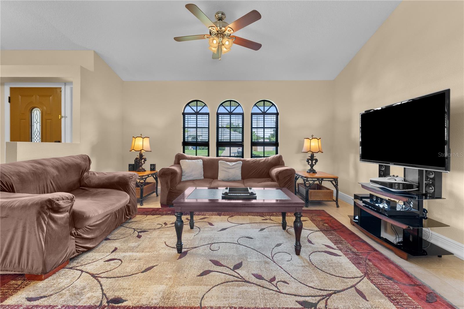 Image 13 of 40 For 3197 Riverhead Drive