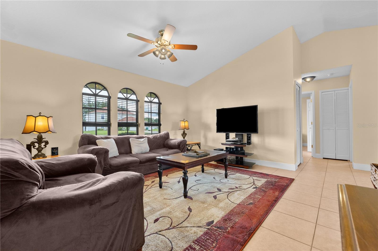 Image 14 of 40 For 3197 Riverhead Drive