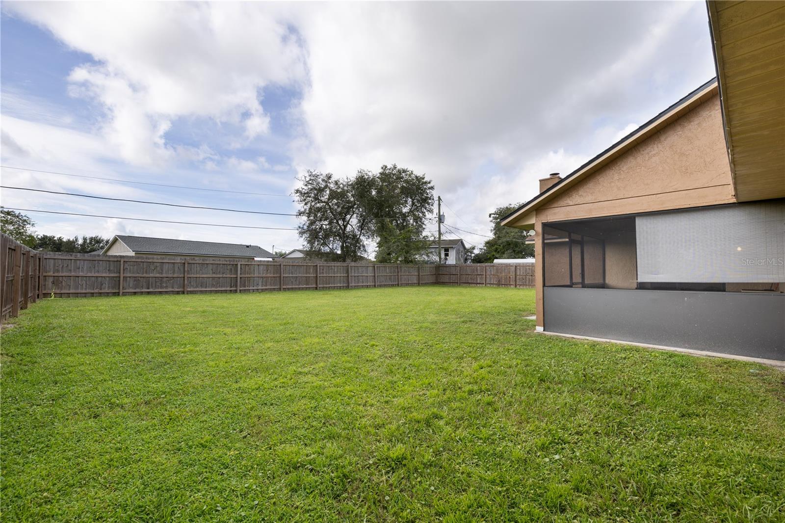 Image 37 of 40 For 3197 Riverhead Drive
