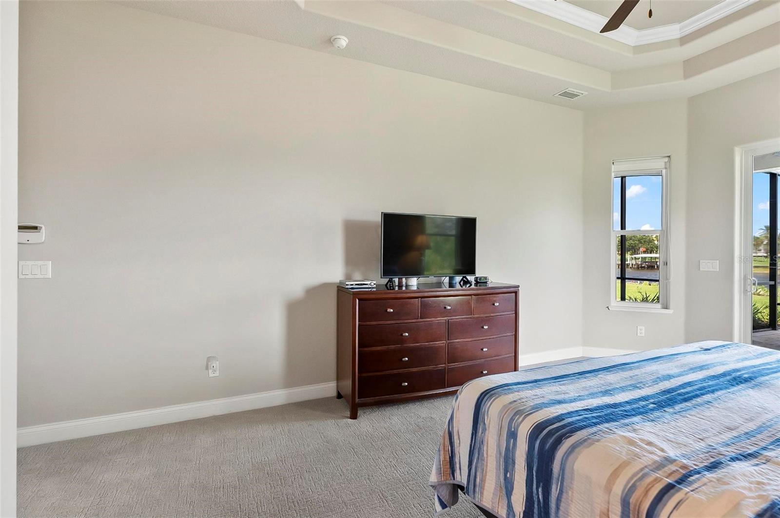 Image 33 of 86 For 44 Waterview Drive