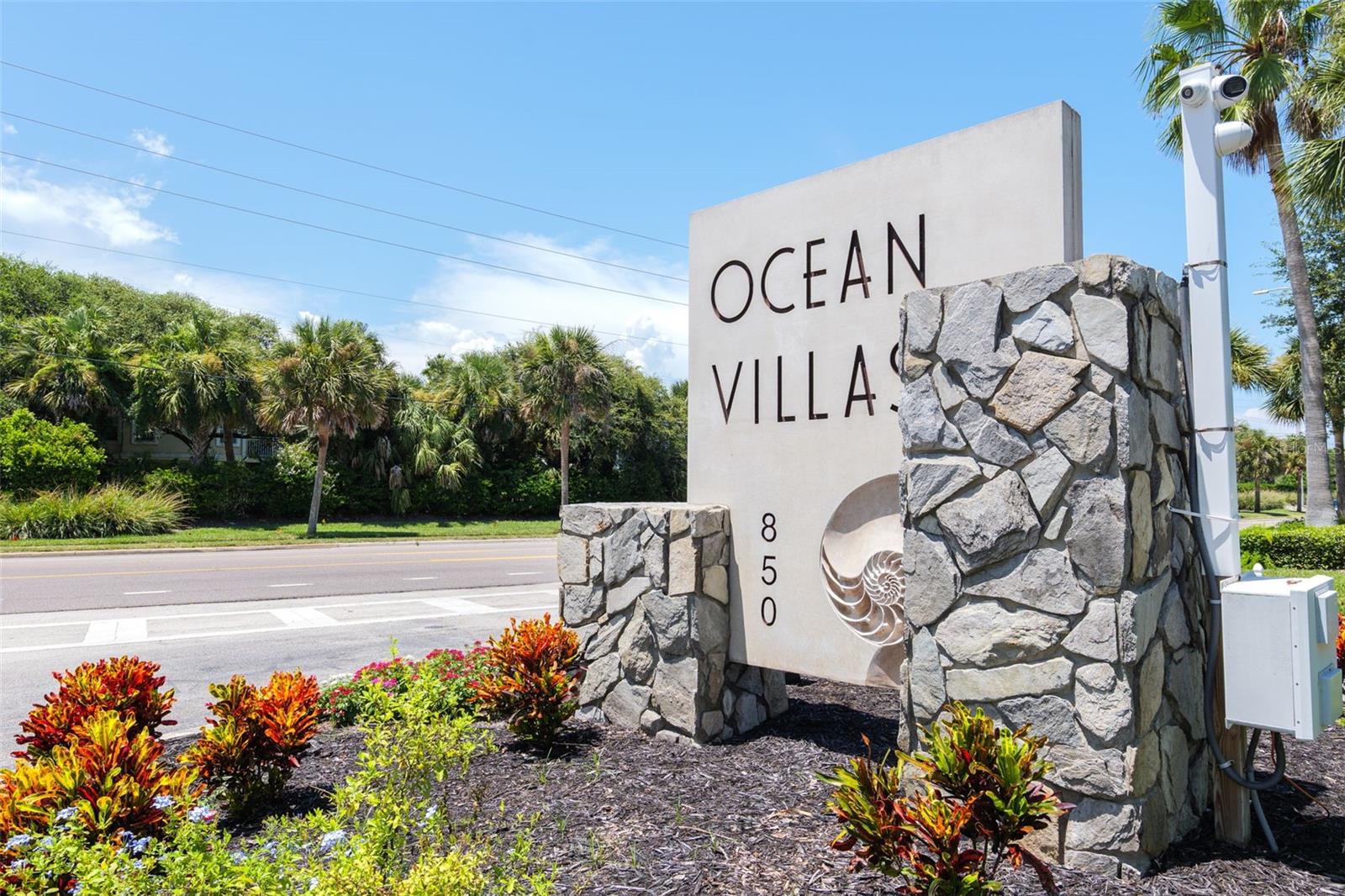 Image 2 of 42 For 850 A1a Beach Boulevard 43