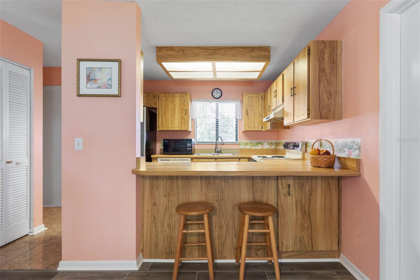 Image 10 of 53 For 57 Folson Lane