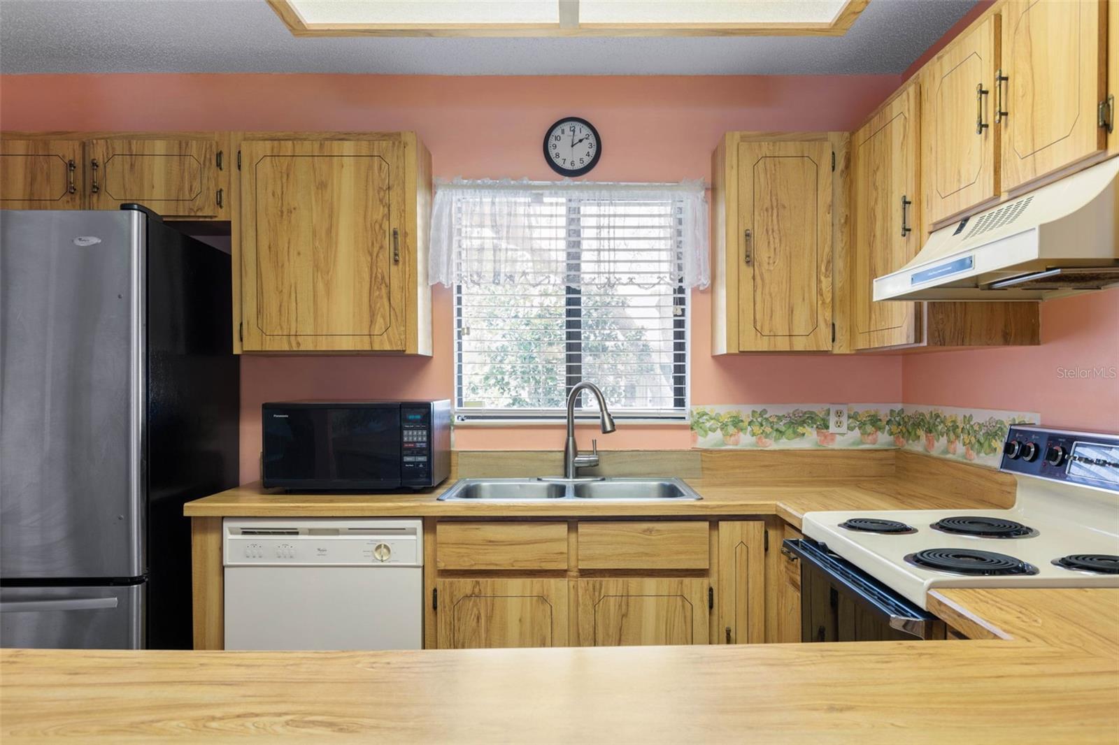 Image 11 of 53 For 57 Folson Lane