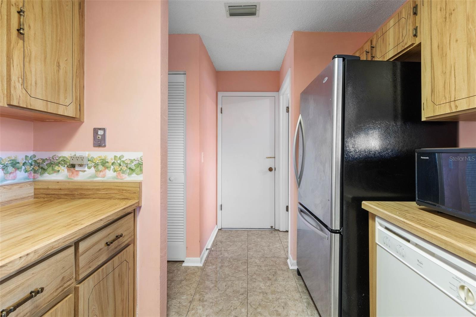 Image 15 of 53 For 57 Folson Lane