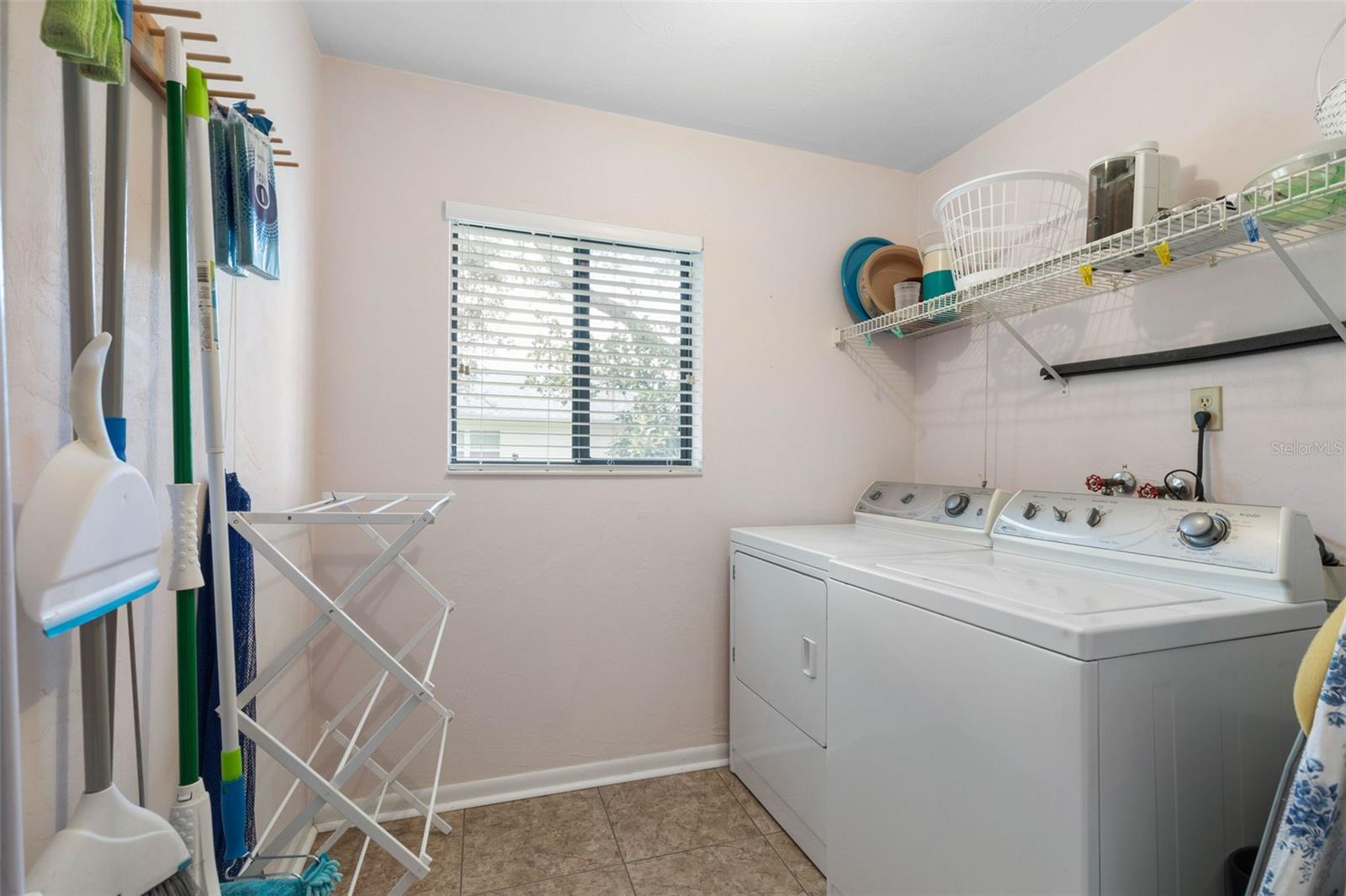 Image 16 of 53 For 57 Folson Lane