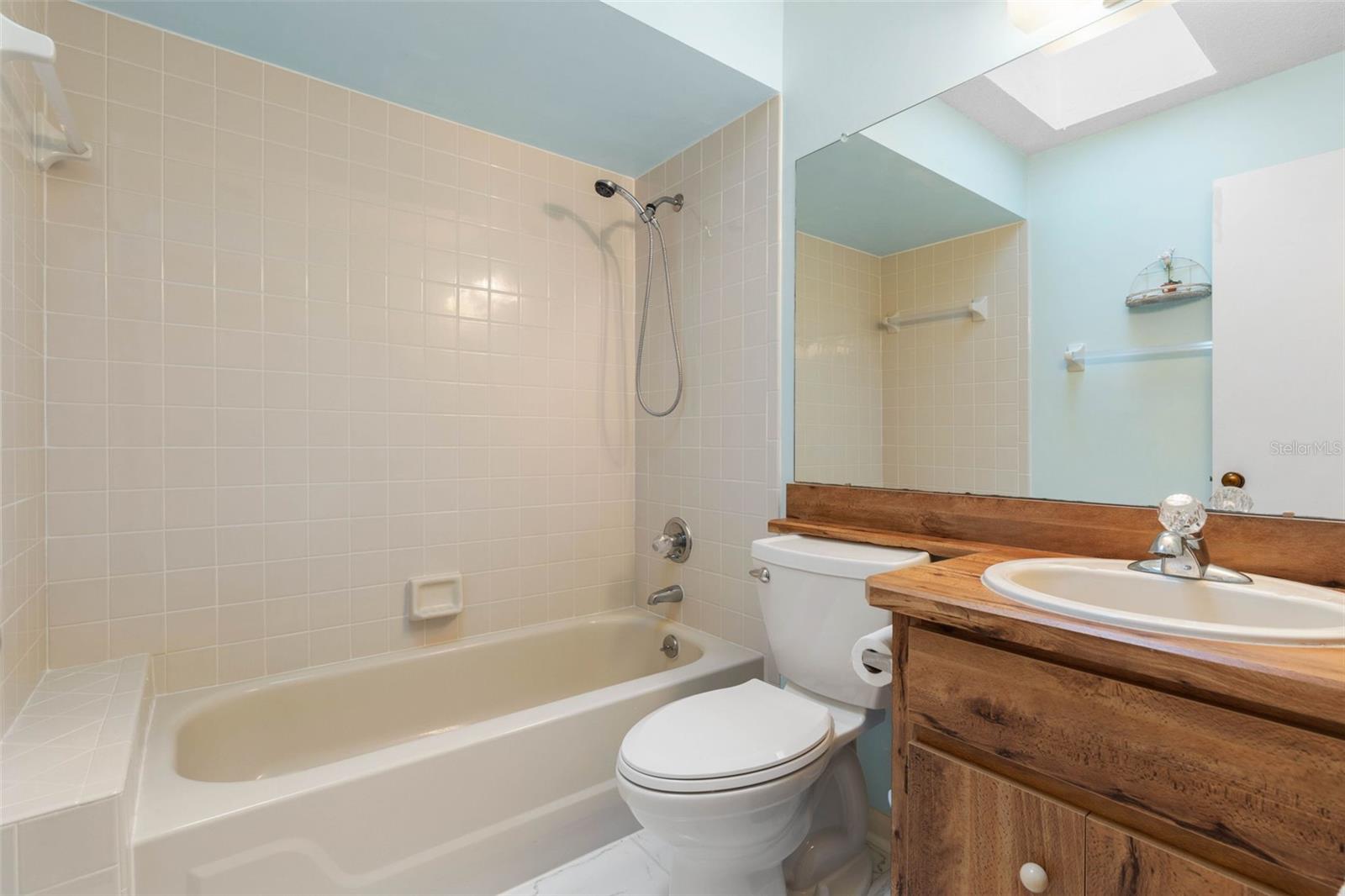 Image 27 of 53 For 57 Folson Lane