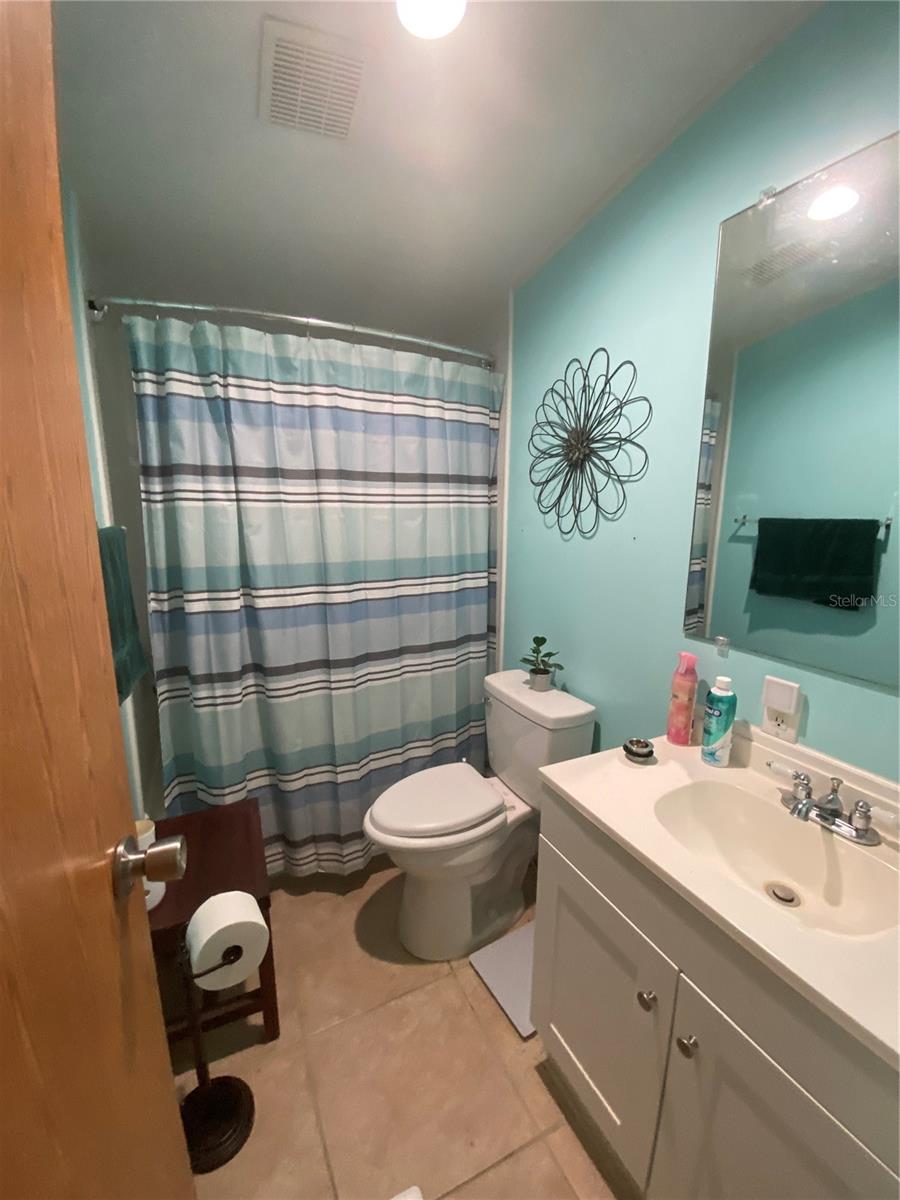 Image 11 of 17 For 1836 Hickory Street