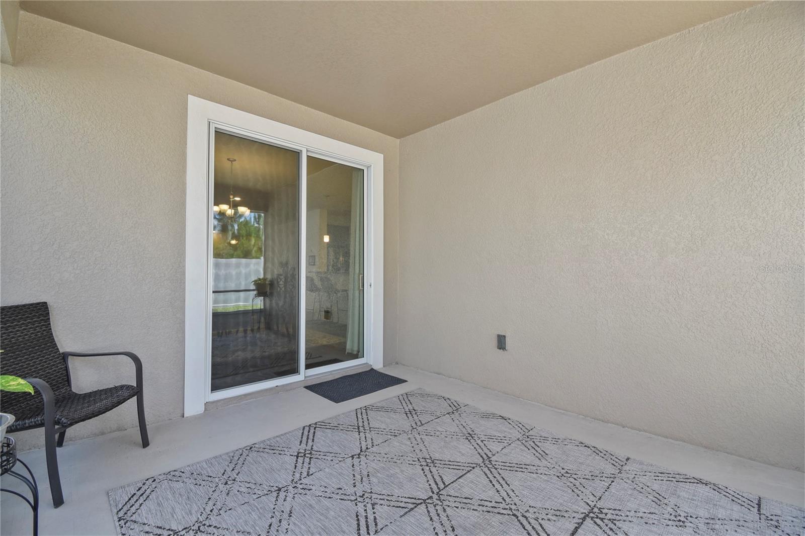 Image 36 of 53 For 18 Oakleaf Way