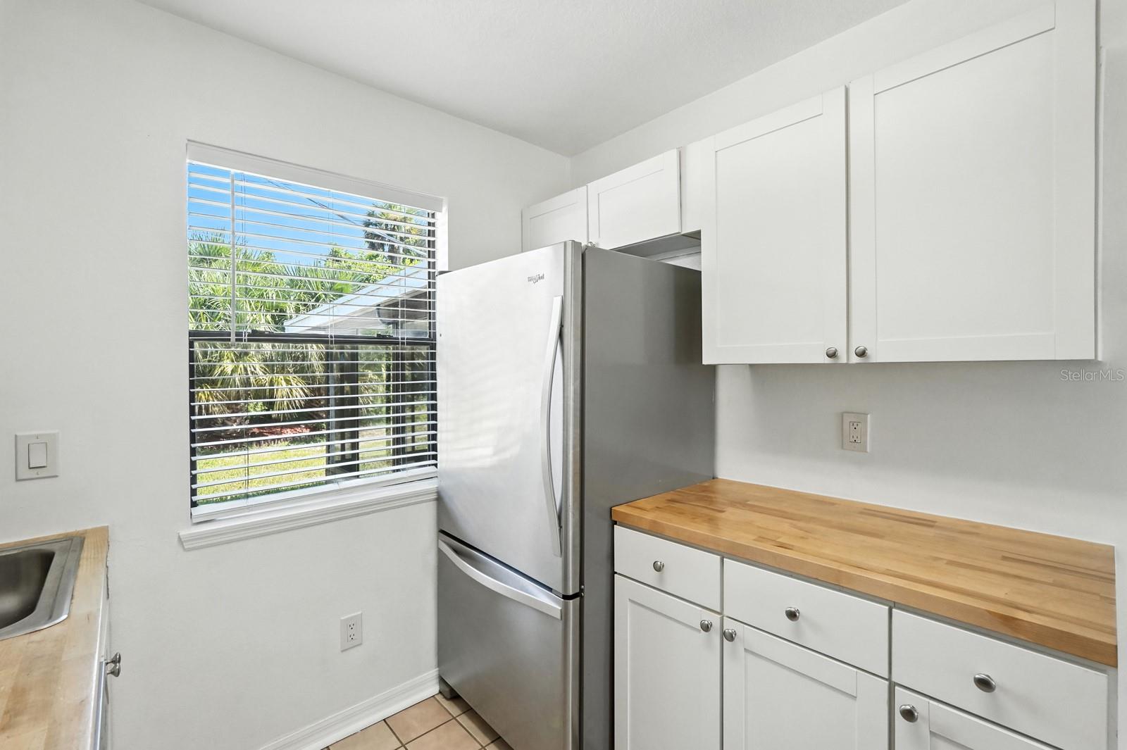 Image 12 of 43 For 11 Cardinal Drive B