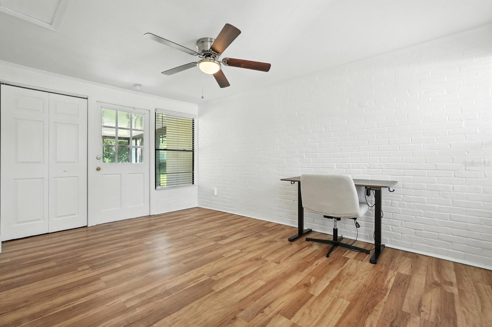 Image 18 of 43 For 11 Cardinal Drive B