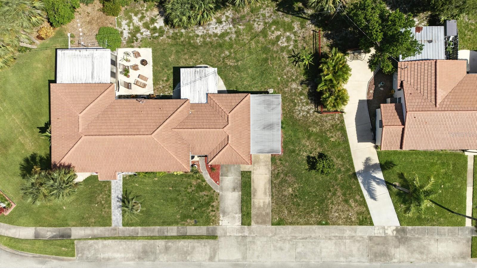 Image 20 of 43 For 11 Cardinal Drive B