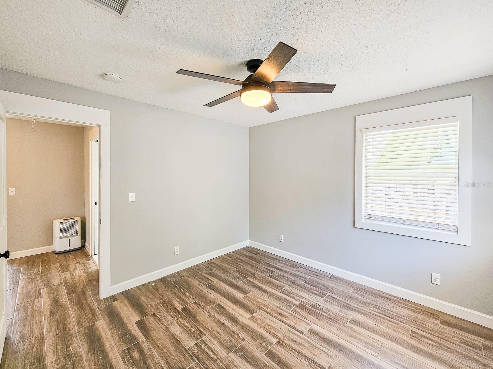 Image 30 of 39 For 211 8th Street