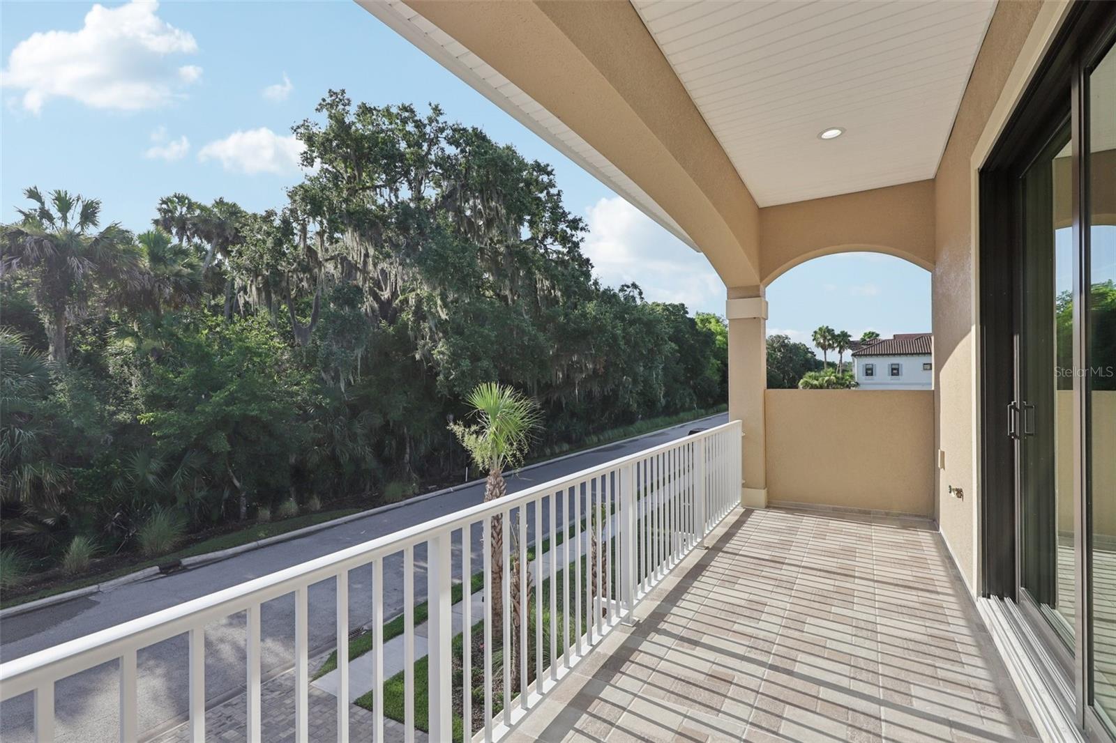 Image 45 of 89 For 238 Harbor Village Point N