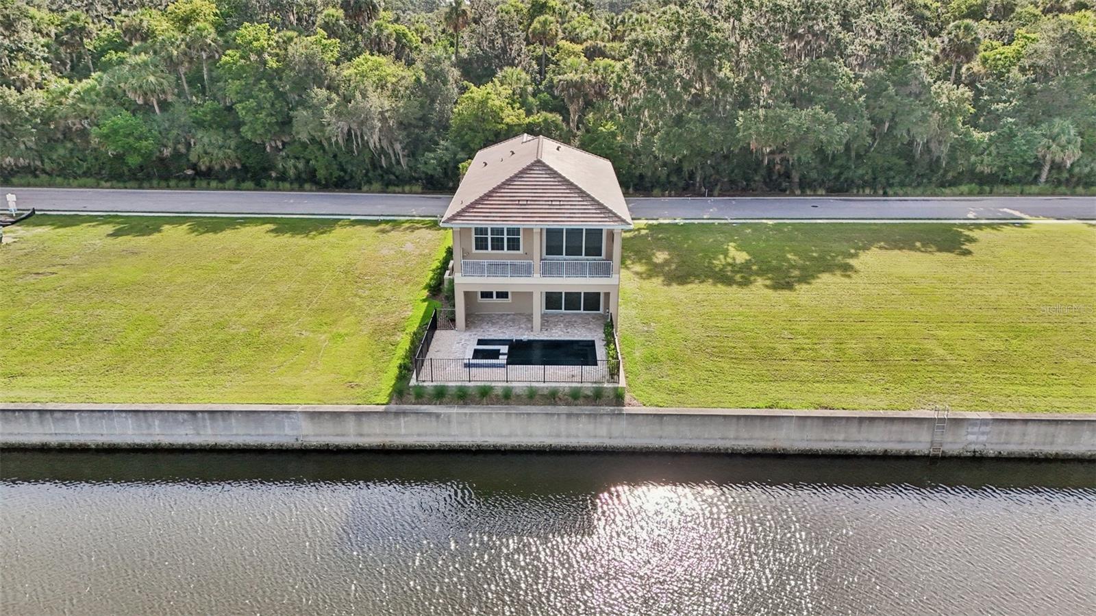 Image 66 of 89 For 238 Harbor Village Point N