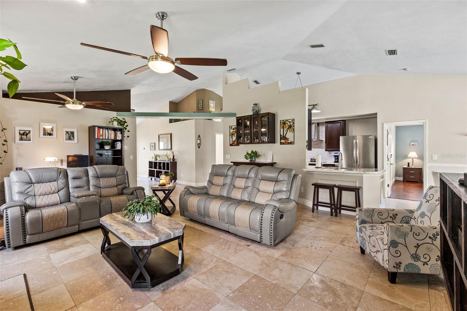 Image 10 of 83 For 6109 Sabal Point Circle