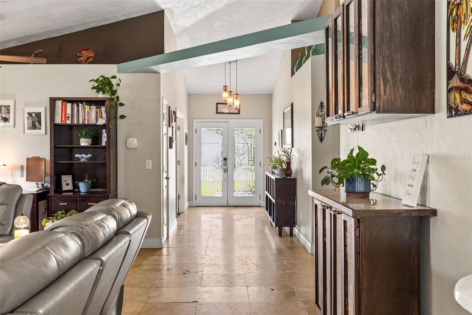 Image 11 of 83 For 6109 Sabal Point Circle