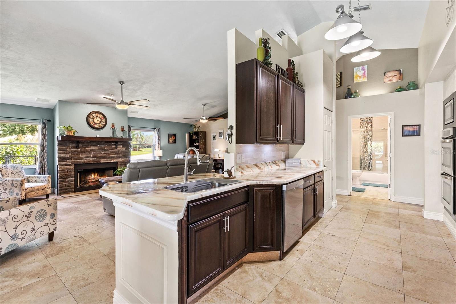 Image 15 of 83 For 6109 Sabal Point Circle