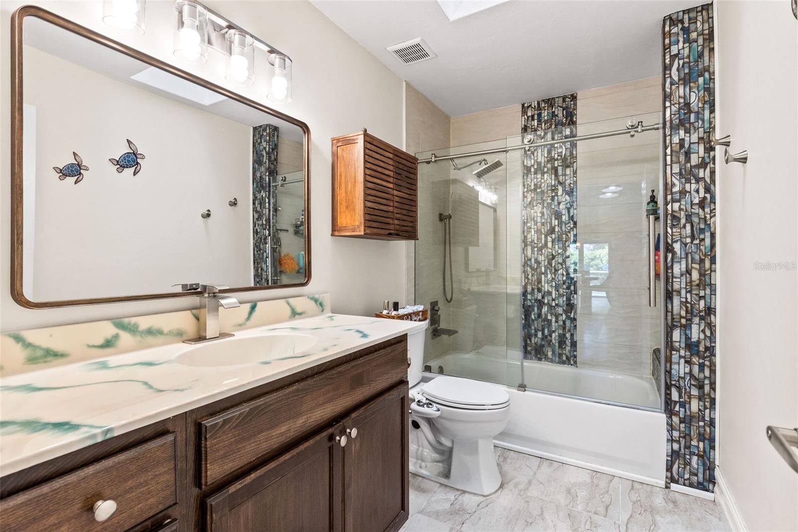Image 20 of 83 For 6109 Sabal Point Circle