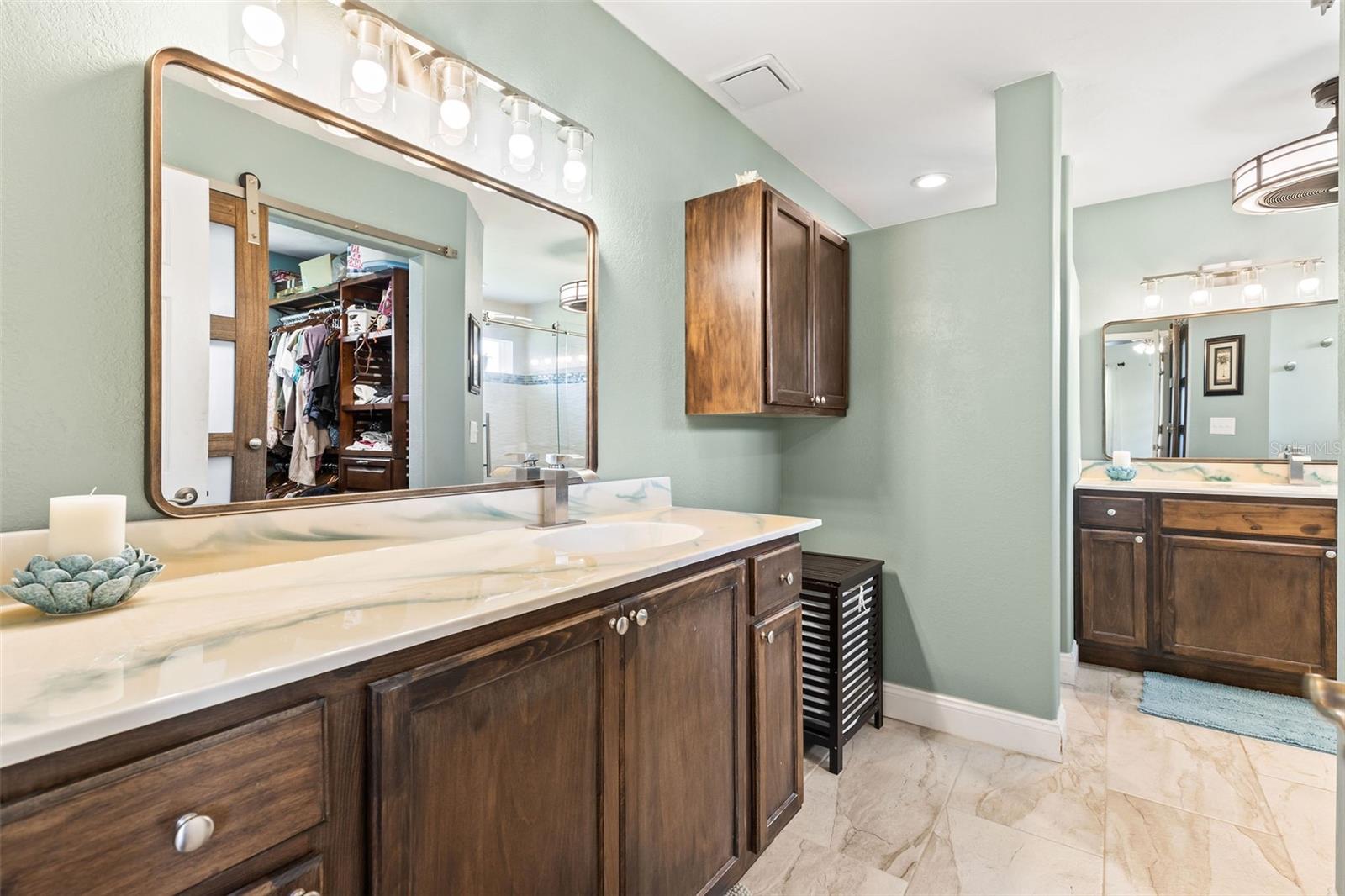 Image 30 of 83 For 6109 Sabal Point Circle