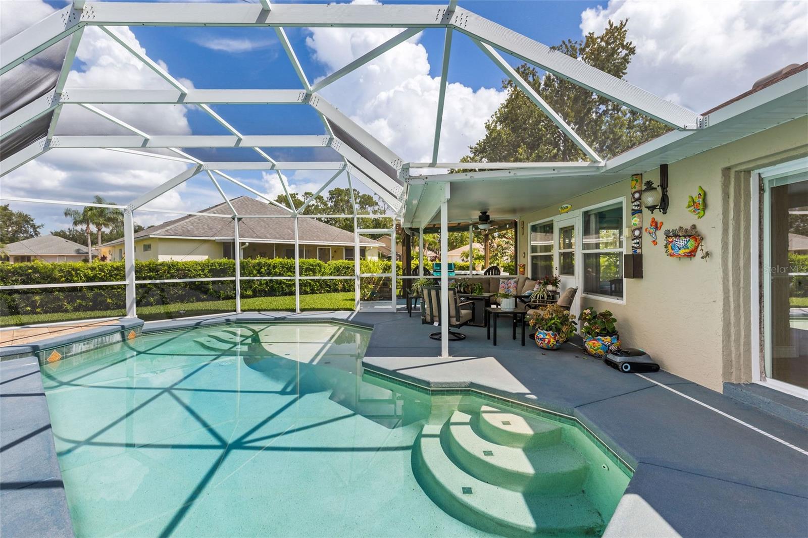 Image 41 of 83 For 6109 Sabal Point Circle