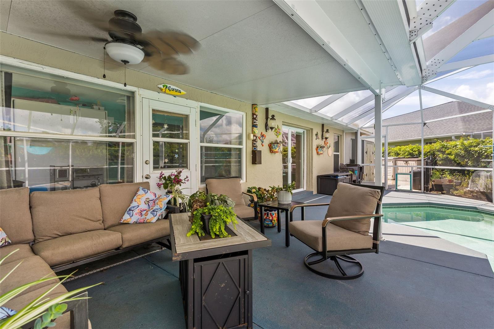 Image 45 of 83 For 6109 Sabal Point Circle