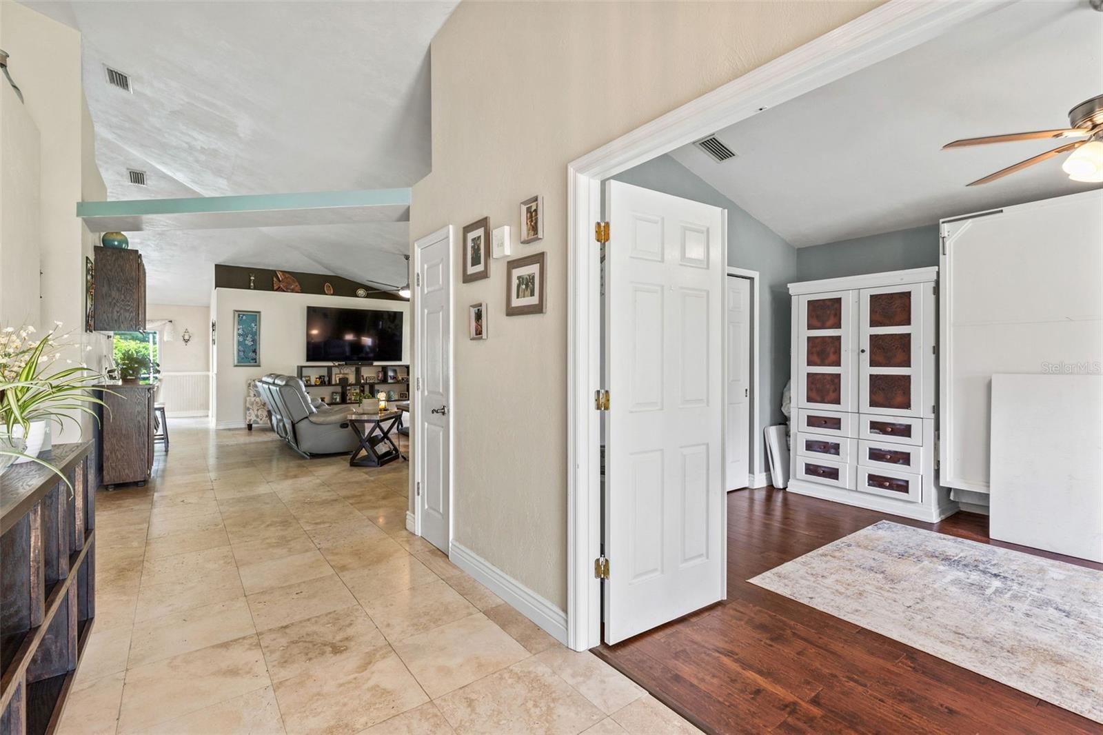 Image 6 of 83 For 6109 Sabal Point Circle