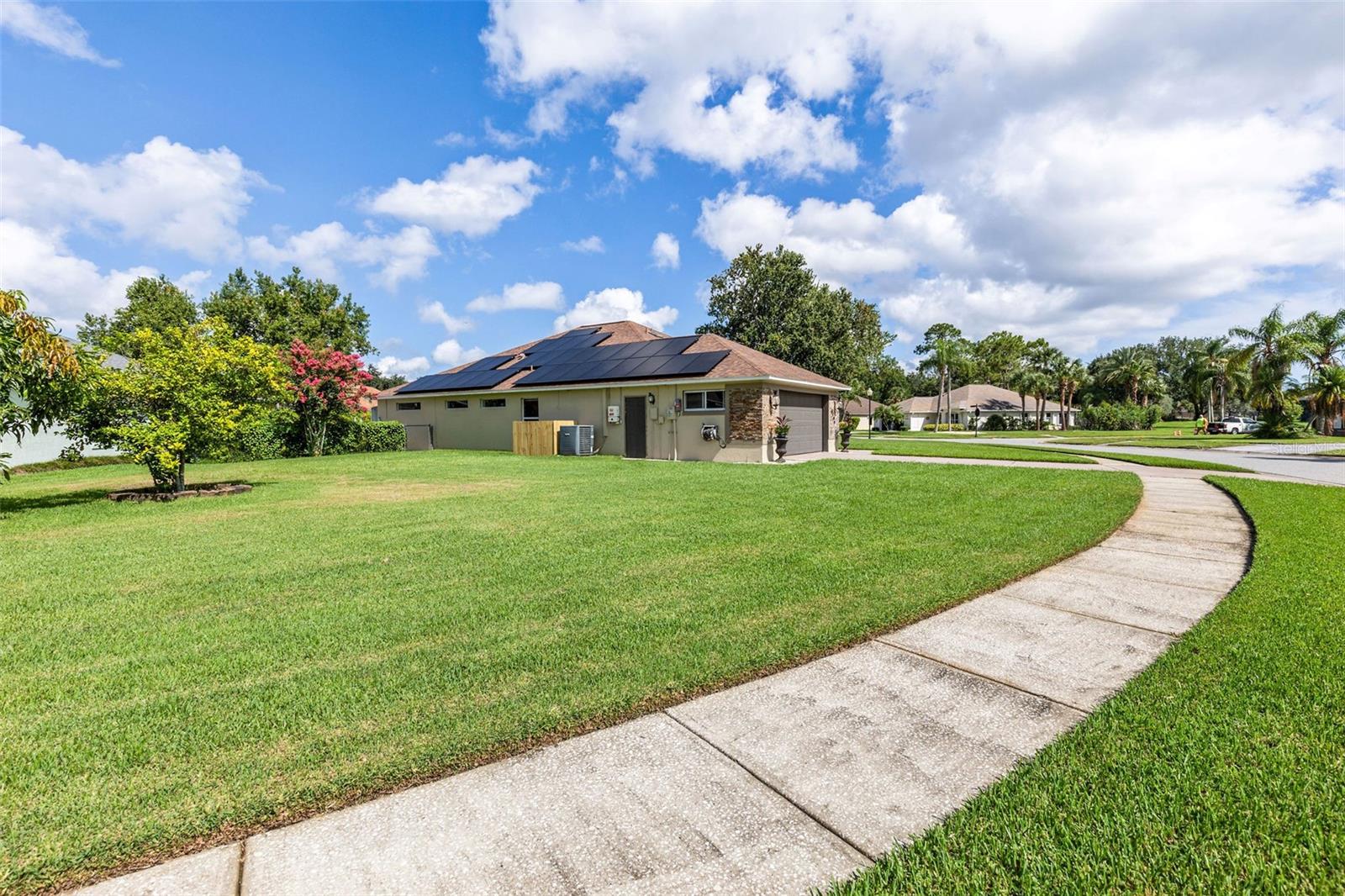 Image 72 of 83 For 6109 Sabal Point Circle