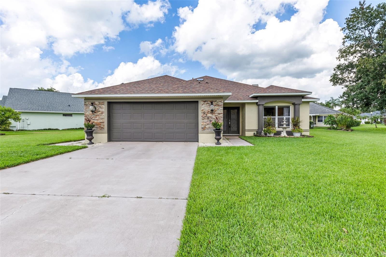 Image 73 of 83 For 6109 Sabal Point Circle