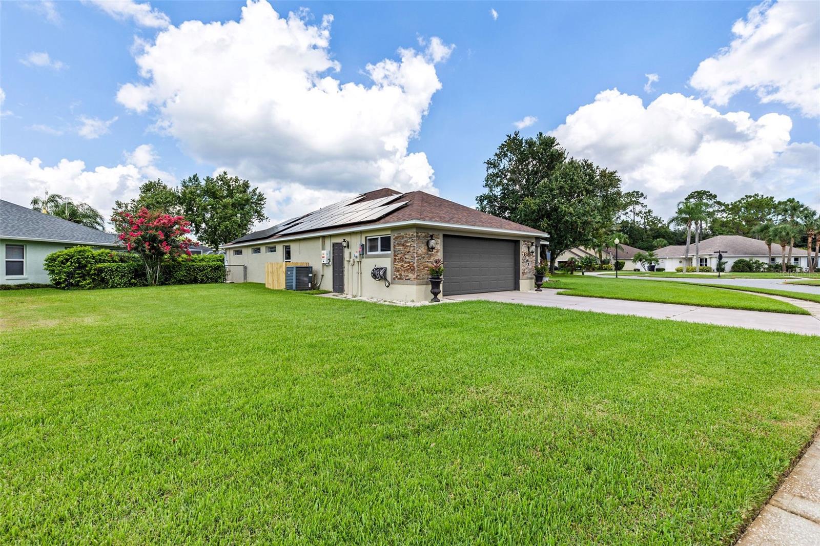 Image 78 of 83 For 6109 Sabal Point Circle