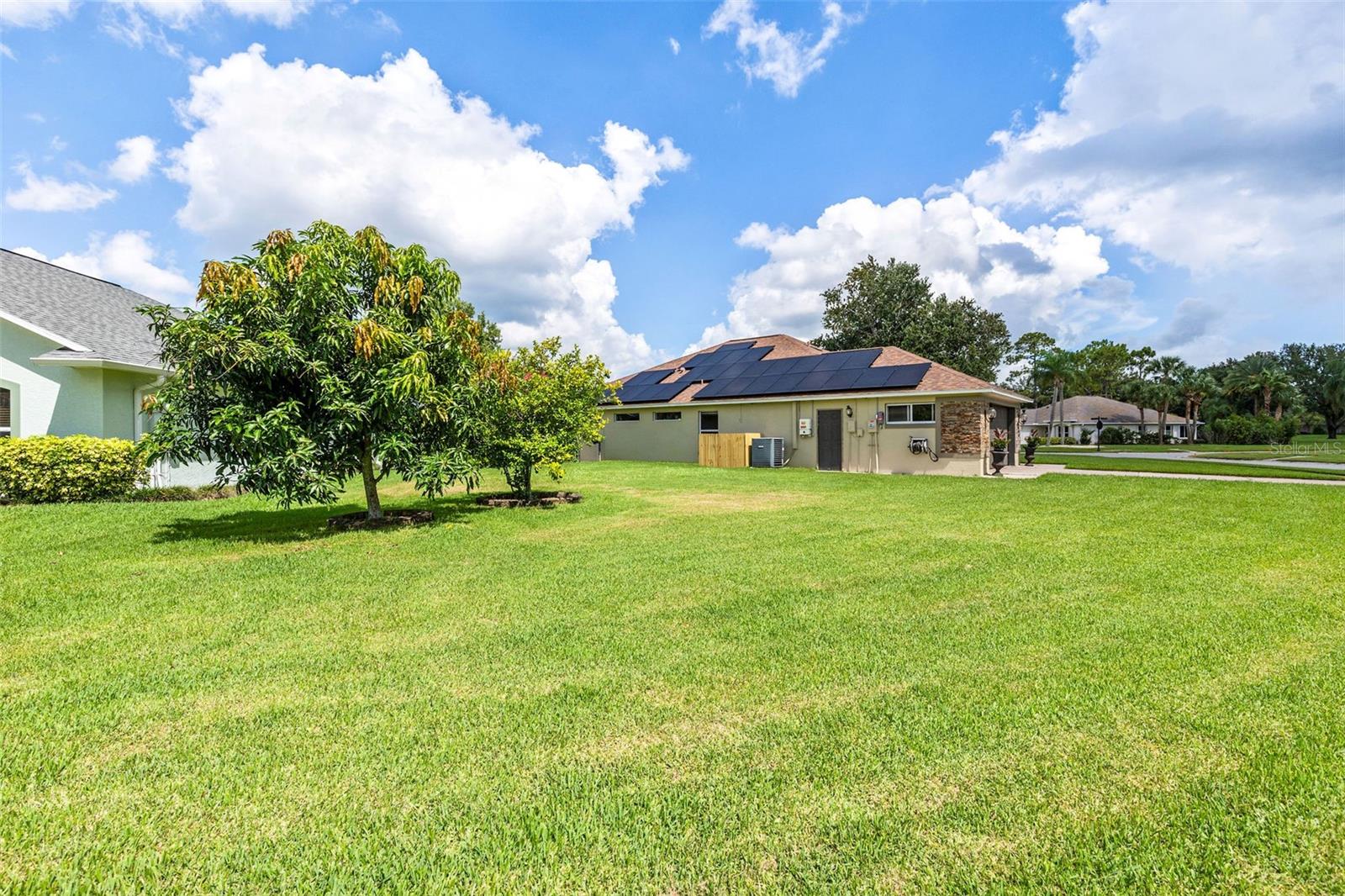 Image 80 of 83 For 6109 Sabal Point Circle