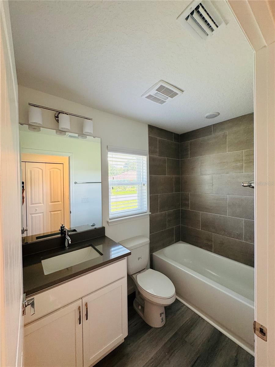 Image 3 of 7 For 72 Lancelot Drive