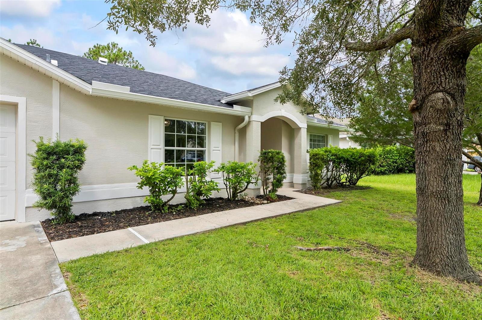 Image 2 of 67 For 64 Radcliffe Drive