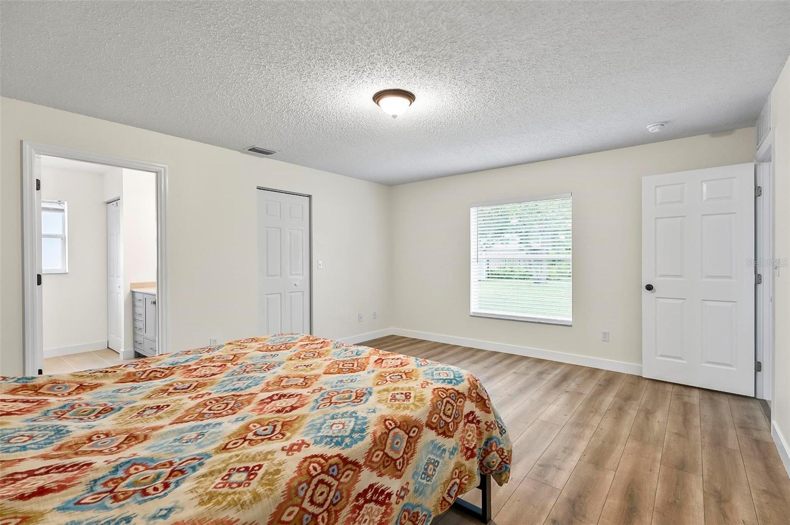 Image 7 of 67 For 64 Radcliffe Drive