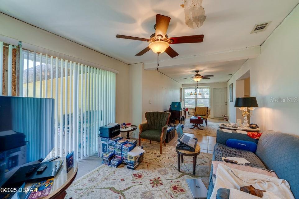Image 13 of 44 For 15 Aqua Vista Drive