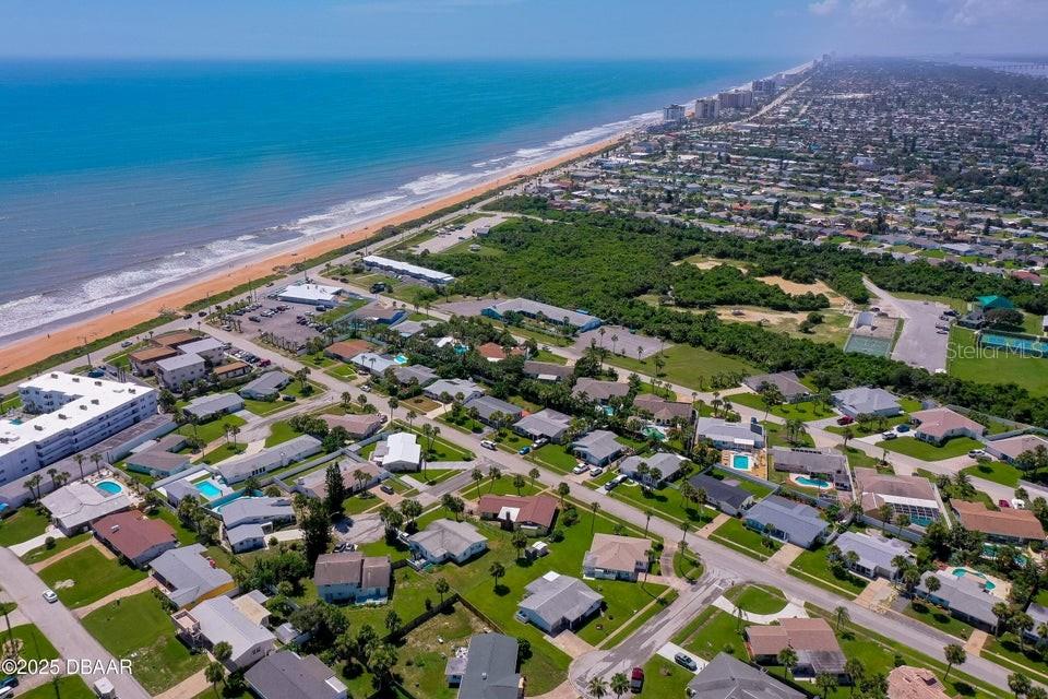 Image 34 of 44 For 15 Aqua Vista Drive