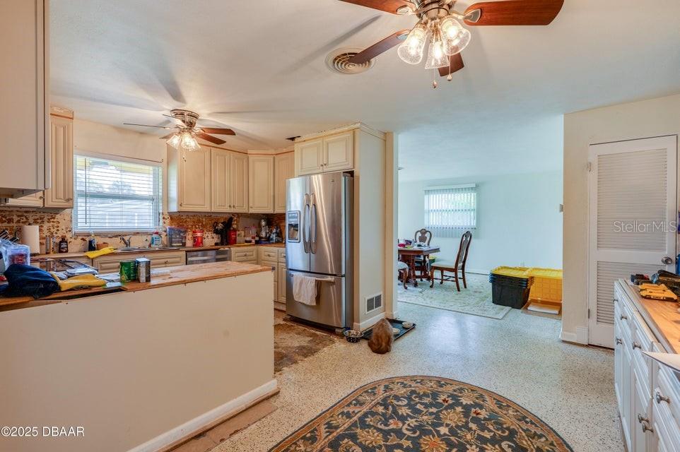 Image 6 of 44 For 15 Aqua Vista Drive