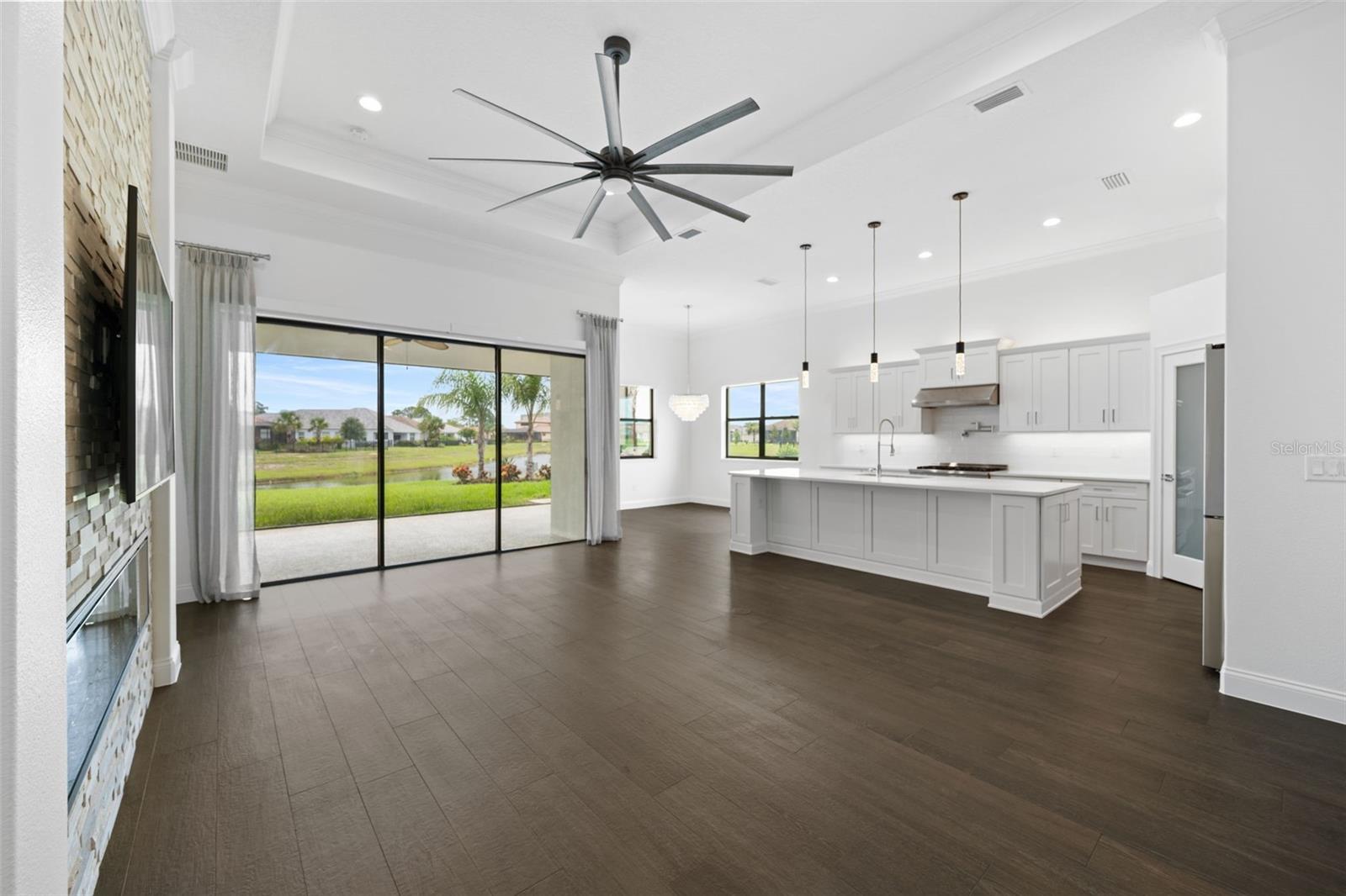 Image 11 of 71 For 126 Del Palma Drive
