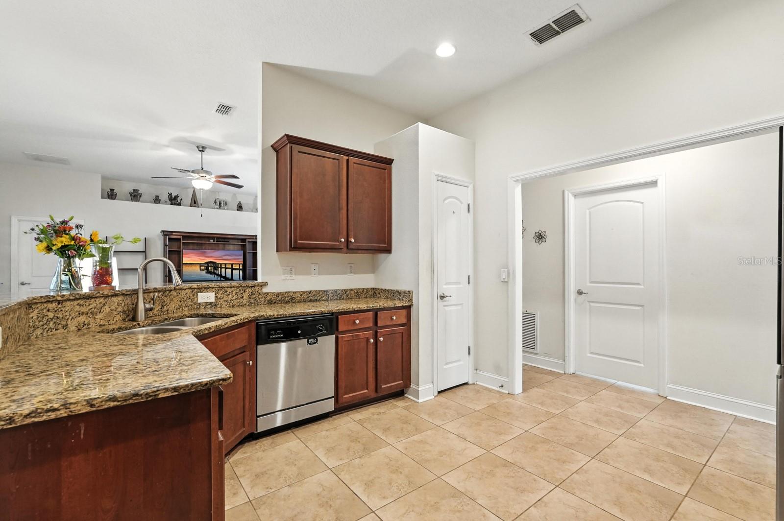Image 12 of 41 For 8 Zorro Court