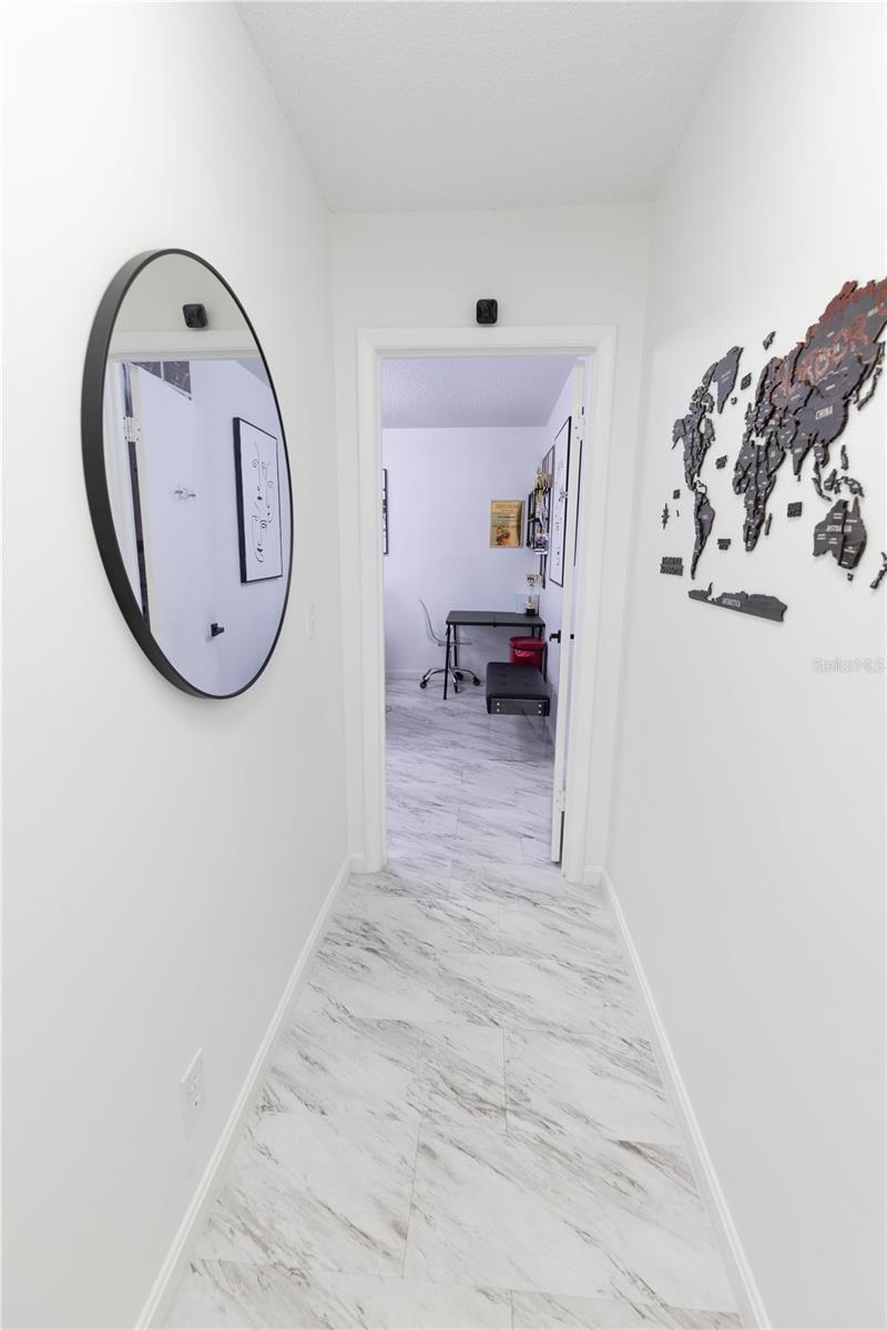 Image 2 of 10 For 1 Farraday Ln  2b