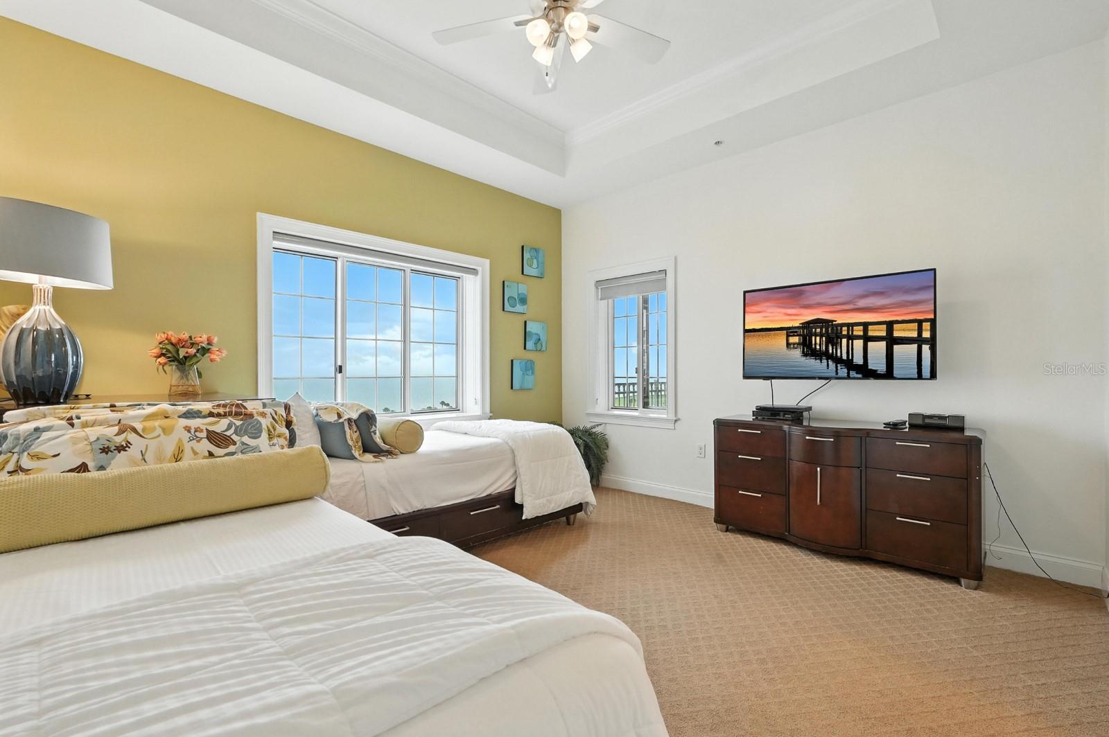 Image 29 of 67 For 200 Ocean Crest Drive 641